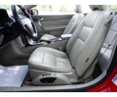 Volvo C70 D5 132kW A/T Summum Xenon - 14