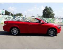 Volvo C70 D5 132kW A/T Summum Xenon - 24