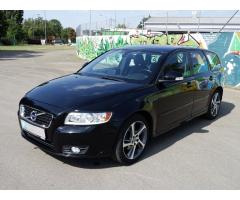 Volvo V50 1.6 D2 Summum Navi Kůže - 1