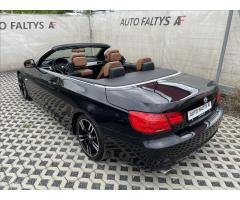 BMW Řada 3 2,0 320d Cabrio 135KW DPH - 9