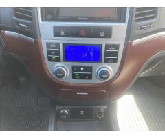 Hyundai Santa Fe 2,2 CRDI VGT DYNAMIC,ČR. - 13