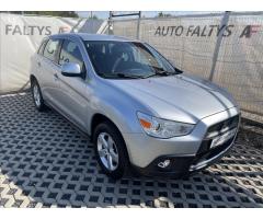 Audi Q3 S tronic DSG Zlevněno o 22 000 Kč