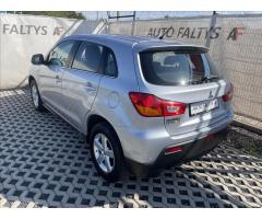 Audi Q3 S tronic DSG Zlevněno o 22 000 Kč