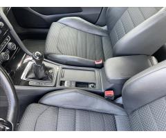 Volkswagen Golf 2,0 TDI 110 kW Highline 4X4,ČR - 16