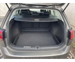 Volkswagen Golf 2,0 TDI 110 kW Highline 4X4,ČR - 25