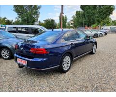 Volkswagen Passat 1,5 TSI,Highline,led,navi,kůže - 6