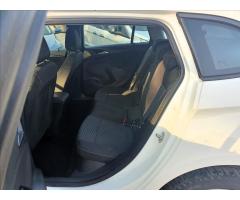 Opel Astra 1,6 CDTI,Business,navi,klima - 12