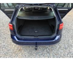 Volkswagen Passat 1,5 TSI,110kW,Highline,navi, - 39