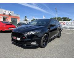 Ford Focus 2,0 Turbo ST 250PS,Kůže,Xen,Nav,Kamera,Keyfree - 12