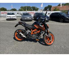 KTM 125 Duke 0,1 Duke 125,Velmi pěkný, koup v CZ, v Záruce - 3