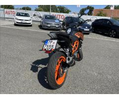 KTM 125 Duke 0,1 Duke 125,Velmi pěkný, koup v CZ, v Záruce - 6