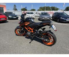 KTM 125 Duke 0,1 Duke 125,Velmi pěkný, koup v CZ, v Záruce - 8