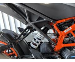 KTM 125 Duke 0,1 Duke 125,Velmi pěkný, koup v CZ, v Záruce - 20