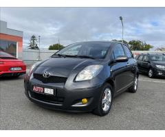 Toyota Yaris 1,3 VVT-i  73KW, Climatr,KeyFree,jen 62000KM!! - 11