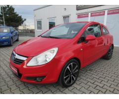 Opel Corsa 1,2 16V Essentia Hatchback - 2