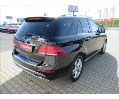 Mercedes-Benz GLE 3,0 GLE 350 d 4MATIC  SUV - 6