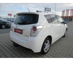 Toyota Verso 1,6 Valvematic Active Combi ČR - 6