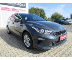 Kia Ceed 1,6 CRDi Exclusive Combi - 8