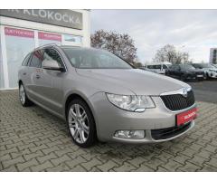 Škoda Superb 2,0 TDI Exclusive 4x4 Combi - 8