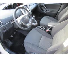 Toyota Verso 1,6 Valvematic Active Combi ČR - 9