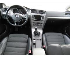 Volkswagen Golf 2,0 TDI Comfortline nové brzdy - 13