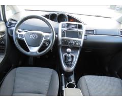 Toyota Verso 1,6 Valvematic Active Combi ČR - 13