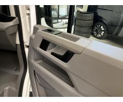 Volkswagen Crafter 2,0 30 TDI 103kW 8Auto  L2 H3 - 15