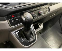 Volkswagen Crafter 2,0 30 TDI 103kW 8Auto  L2 H3 - 19