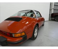 Porsche 911 2,7 Targa - 21