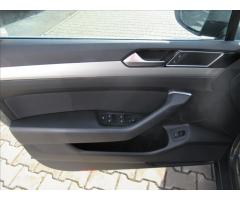 Volkswagen Passat 2,0 TDI BMT Comfortline - 25