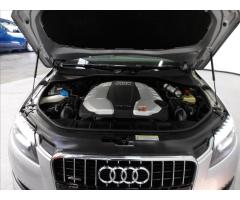 Audi Q7 4,1   V8 TDI 7míst - 33