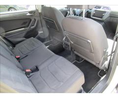 Volkswagen Tiguan Allspace 2,0 TDI Highline 7DSG 4X4 - 11