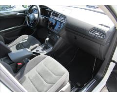 Volkswagen Tiguan Allspace 2,0 TDI Highline 7DSG 4X4 - 12