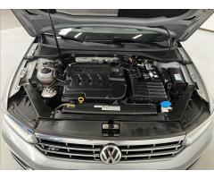 Volkswagen Passat 2,0 TDI R-line  4motion 7DSG - 29