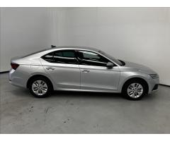 ŠKODA SUPERB COMBI 2.0TDI 140 LAURIN&K 4X4 DSG 7ST