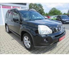 Nissan X-Trail 2,0 dCi  4x4 - 11