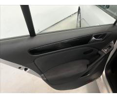 Volkswagen Golf 1,6 TDI Highline  6DSG - 17