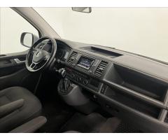 Volkswagen Caravelle 2,0 TDI 7DSG  8.míst - 17