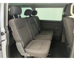 Volkswagen Caravelle 2,0 TDI 7DSG  8.míst - 18