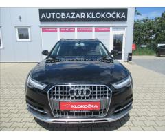 Audi Q3 S tronic DSG Zlevněno o 22 000 Kč