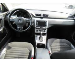 Volkswagen Passat 2,0 TDI Highline 6DSG - 14