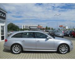 Audi A4 2,0 TDI S-line 7Stronic Quattro - 8