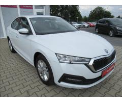 Škoda Octavia 2,0 TDI AmbitionPlus - 8