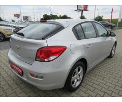 Chevrolet Cruze 1,6 LT+ - 6