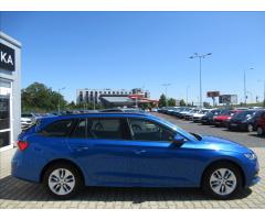 Škoda Octavia 1,5 TSI AmbitionPlus - 8