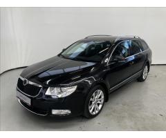 ŠKODA SUPERB COMBI 2.0TDI 140 LAURIN&K 4X4 DSG 7ST