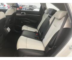 Kia Sorento 2,2 CRDi  8DCT 4x4 - 18