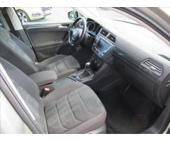 Volkswagen Tiguan 2,0 TDI R-line 7DSG 4Motion - 12