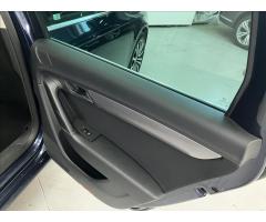 Volkswagen Passat 2,0 TDI Comfortline - 22