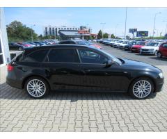 Audi A4 2,0 TDI S-line Avant - 7